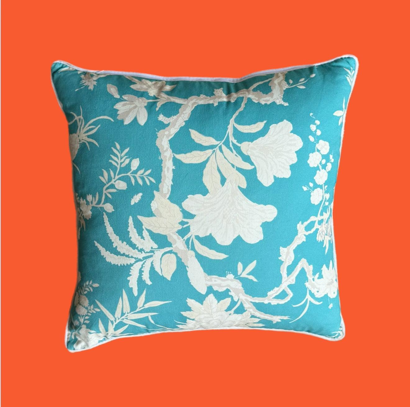 Pillow 22 X 22
