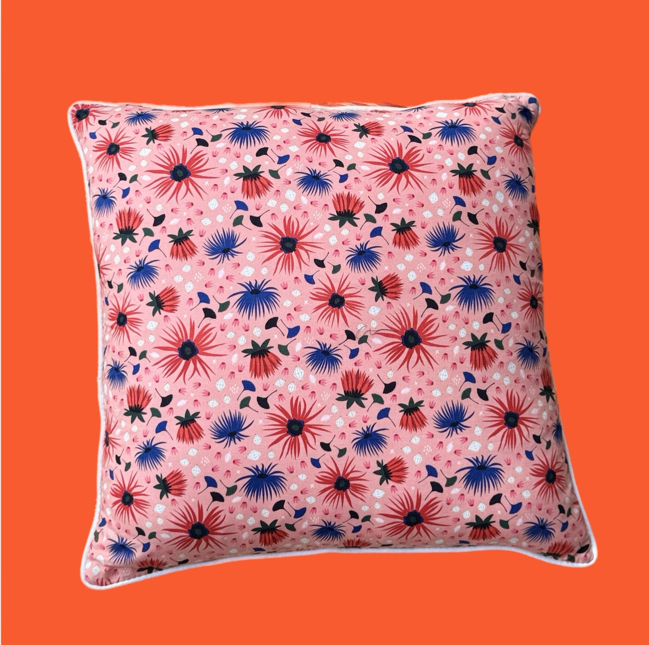 Pillow 22 X 22