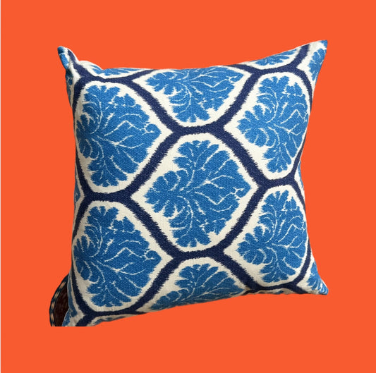 Pillow 22 X 22